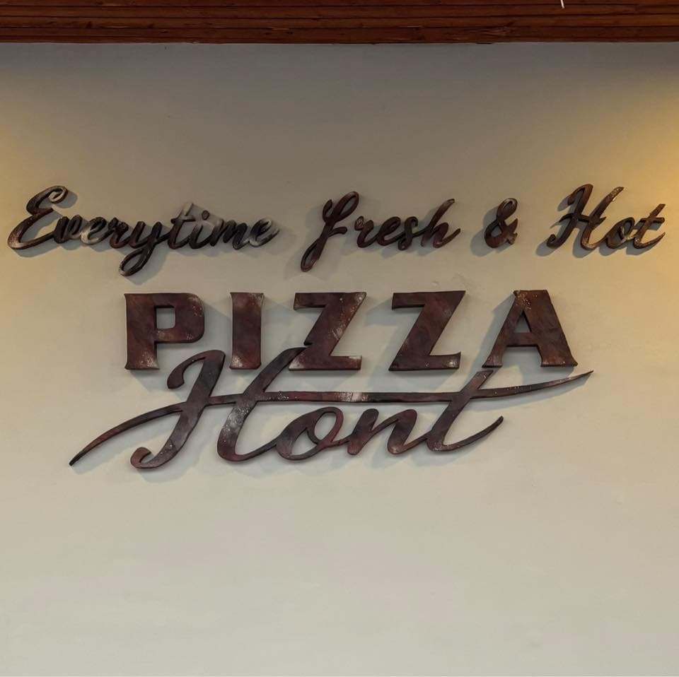 Logo Pizza Hont – burger reštaurácia v meste Hontianske Nemce