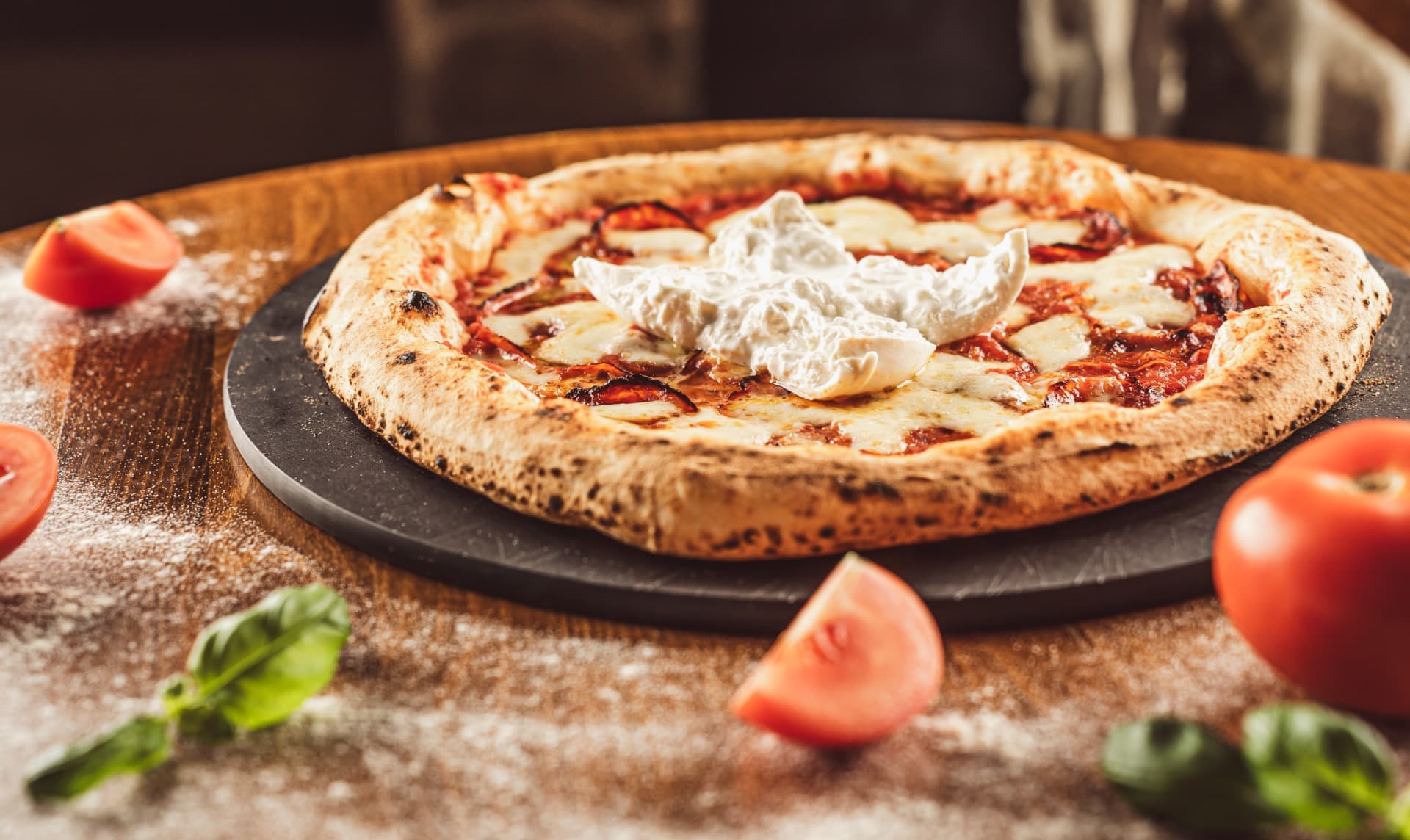 Logo Pizza&Burger Geronimo – burger reštaurácia v meste Bánovce nad Bebravou
